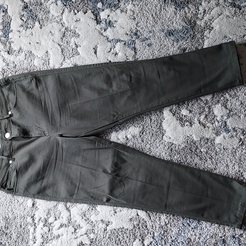 Seven7 size 14